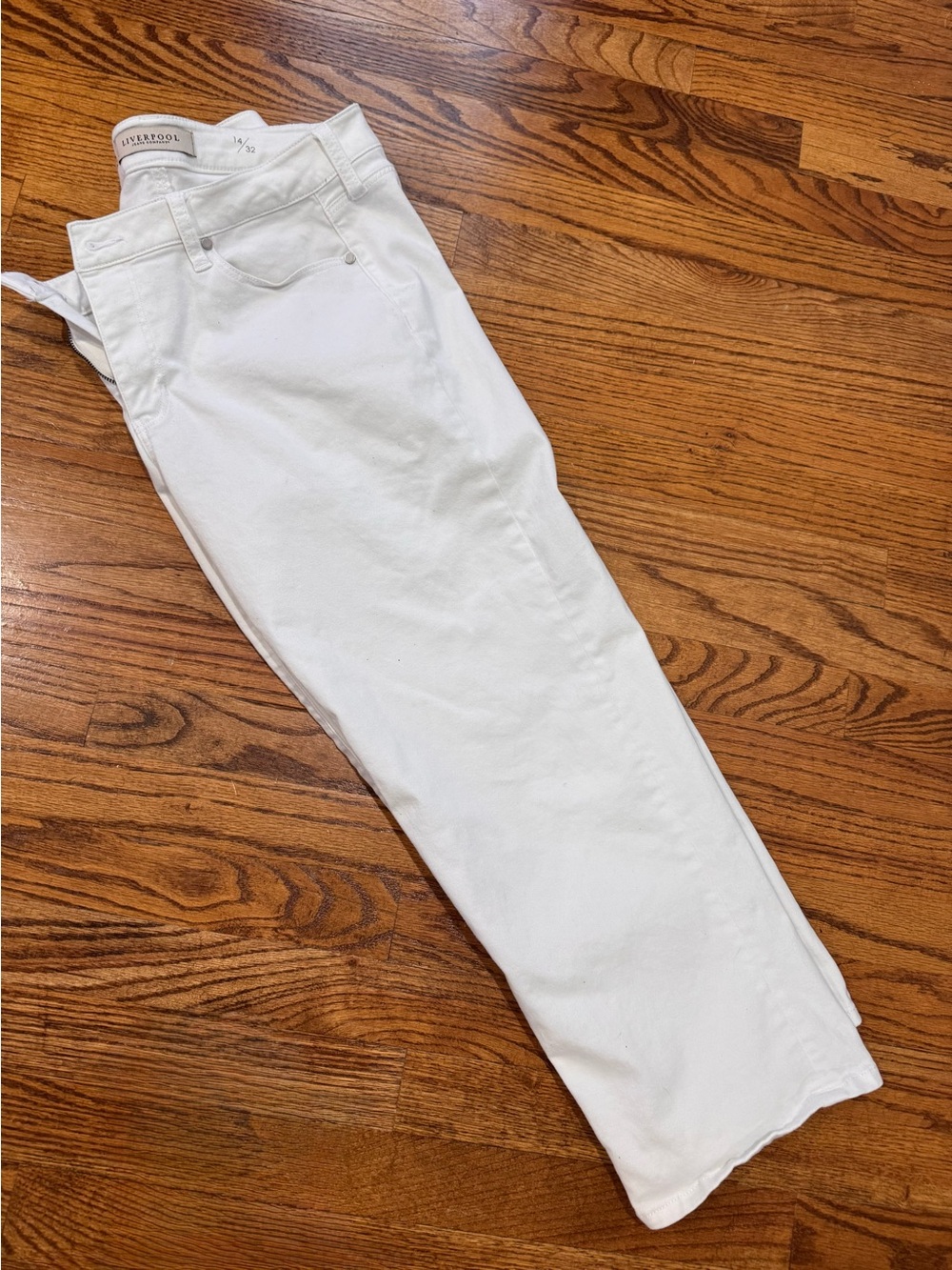 Liverpool Jeans Company White Cropped Straight Leg Women's Jeans
